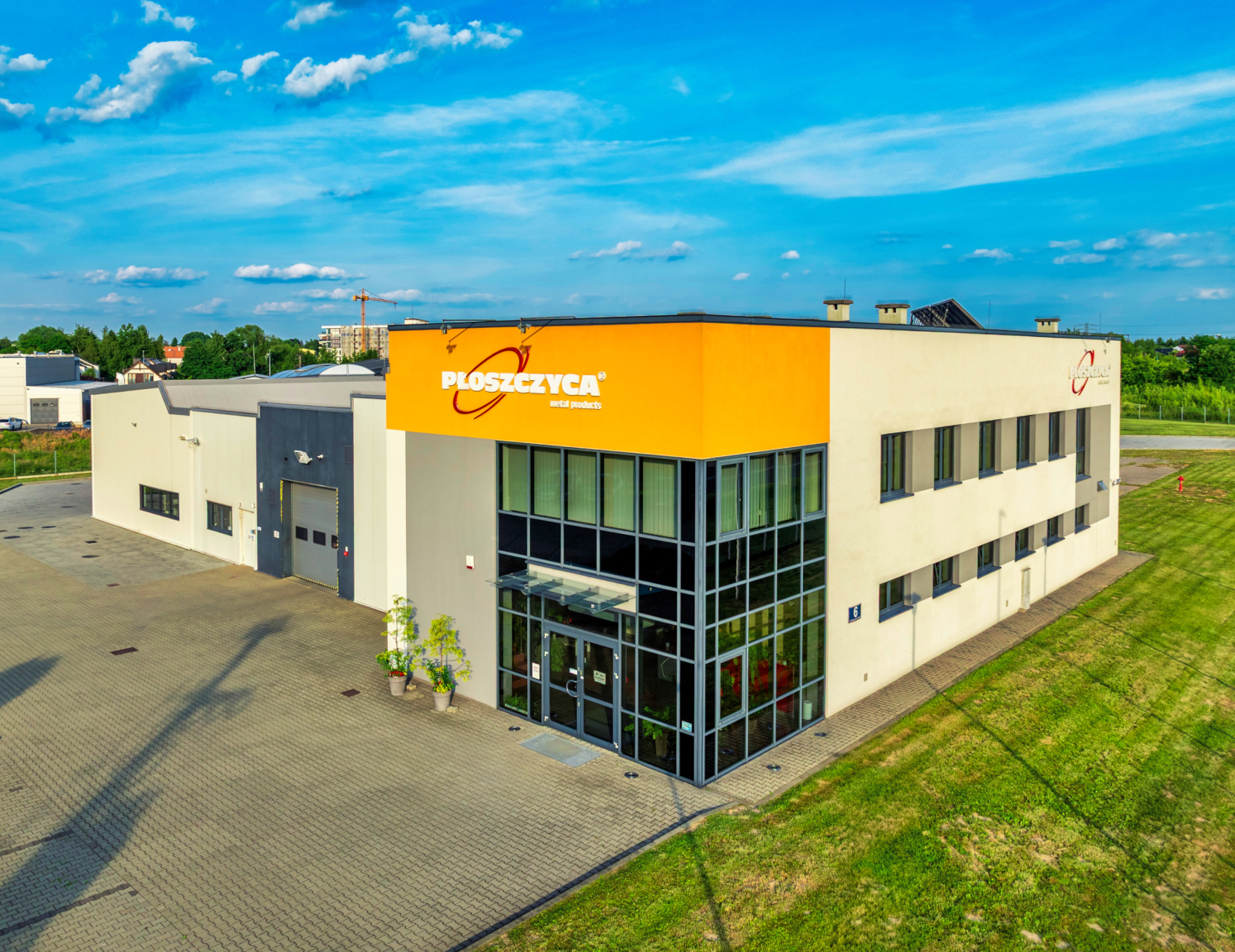 Zdjęcie przedstawiające nowo dobudowaną halę